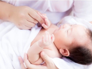 Yenidoğan Bebek Bakımı I